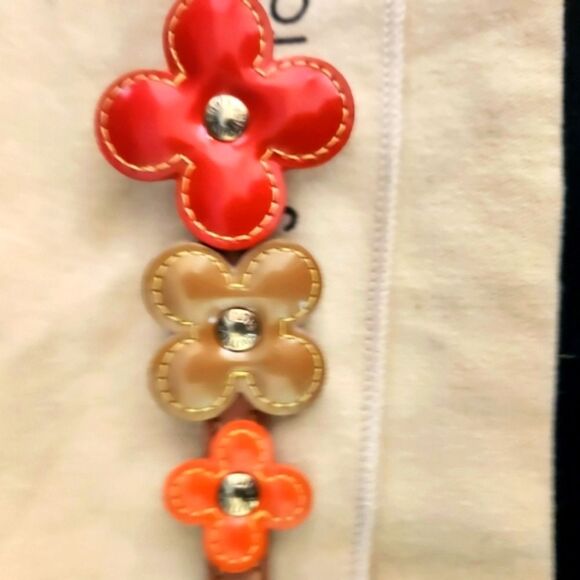 Authebtic Louis Vuitton Vernis Fleur Double Wrap Bracelet Cojer - Picture 10 of 13